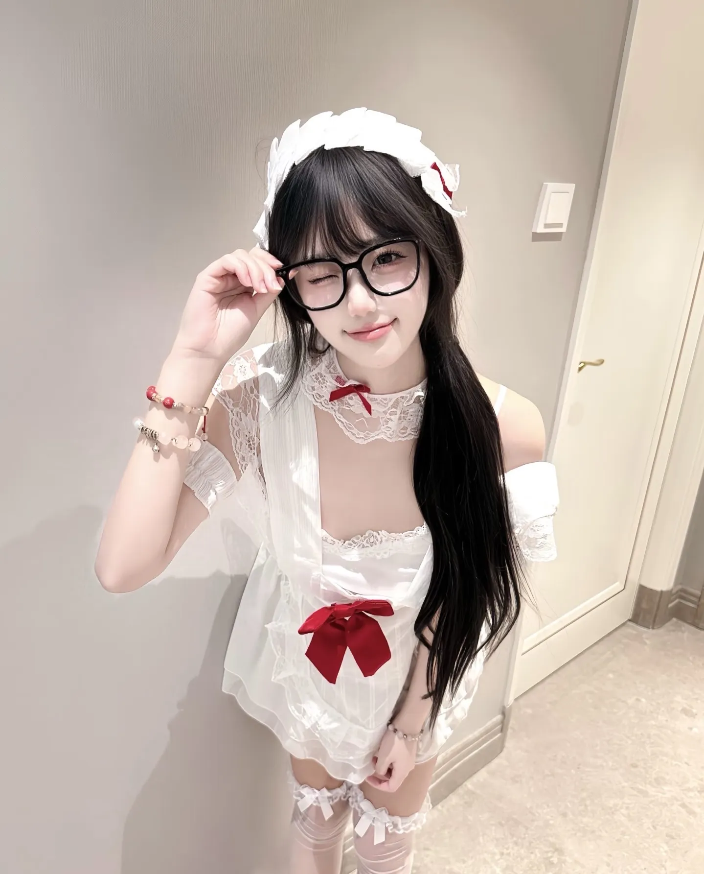 小桃子🍑 姐妹花白虎 Gallery 4