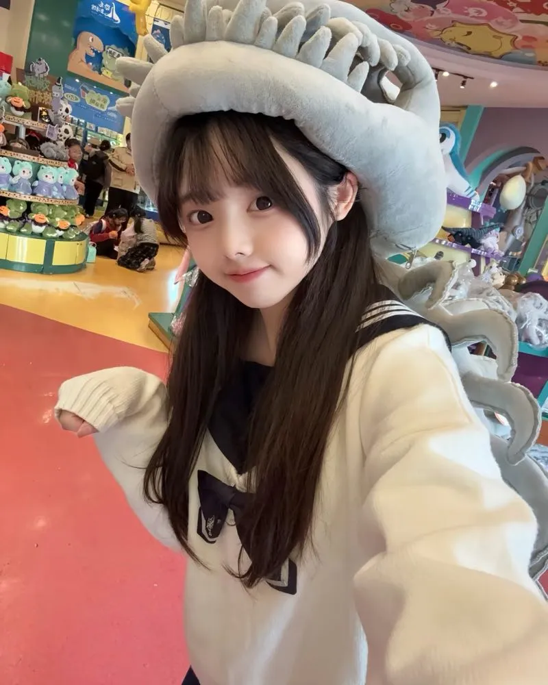 上海极品高中生 白虎 文文 07年刚破处 Gallery 4