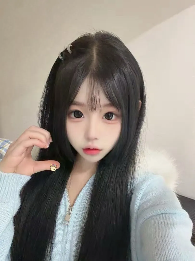 y245白虎萝莉 Gallery 2