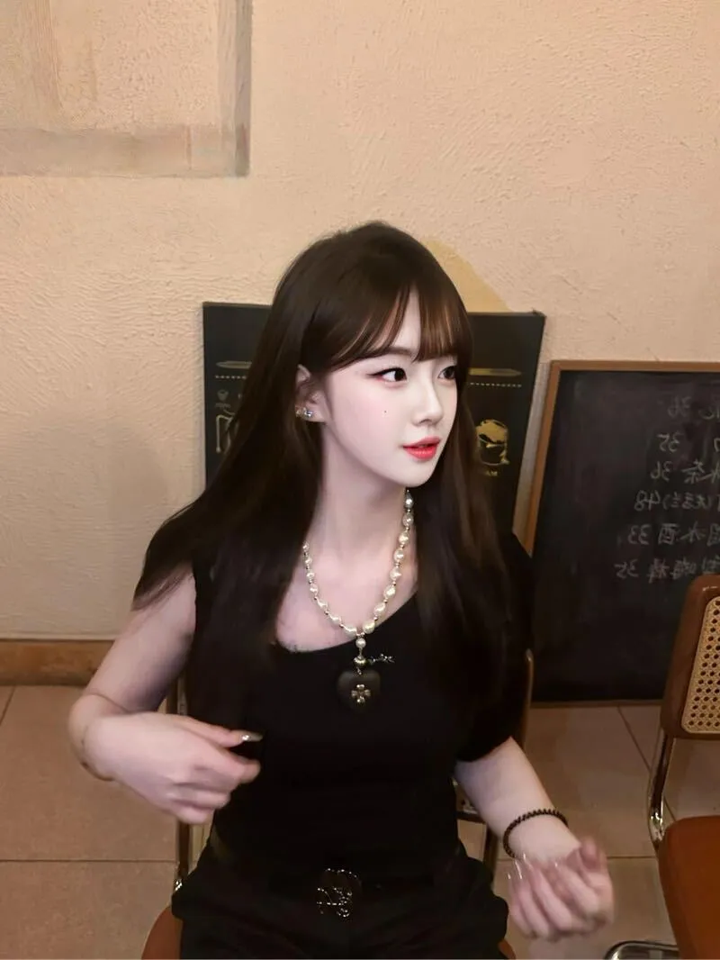 闵行 栗子 极致白小纯 Gallery 6