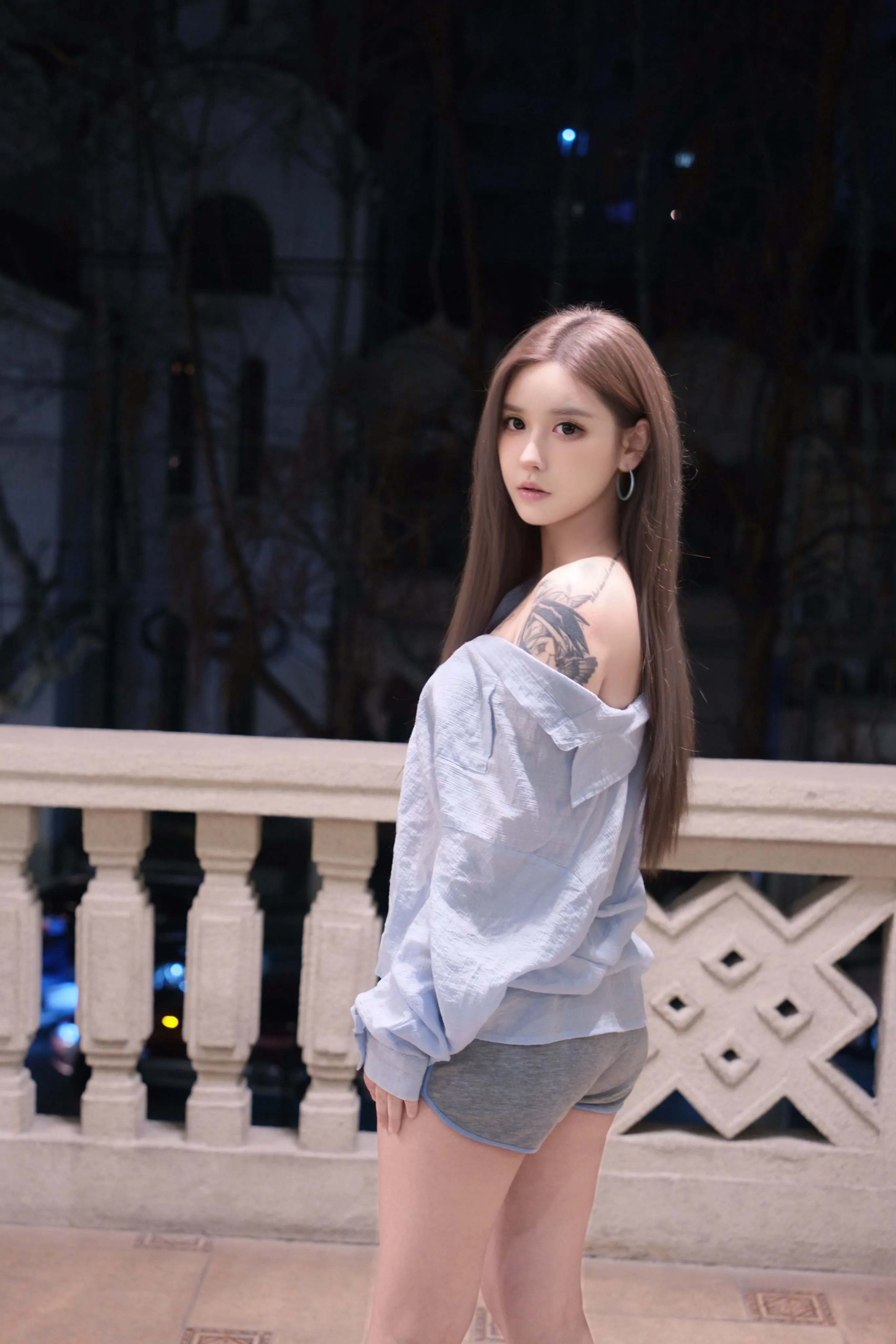 065新人华师大美院学生兼职开 硬万 Gallery 5