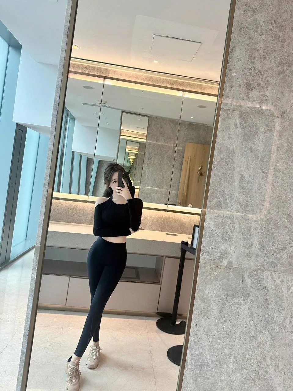 宝山小萌兔  纯新人18岁 粉嘟嘟小脸 Gallery 3