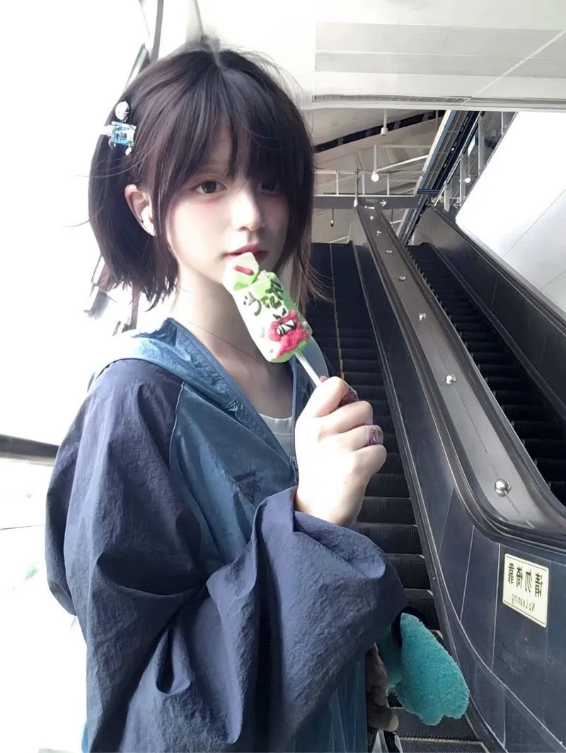 y142短发白虎 Gallery 2