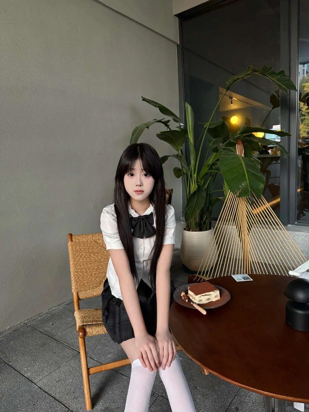 兜兜 刚下海萝莉 Gallery 3