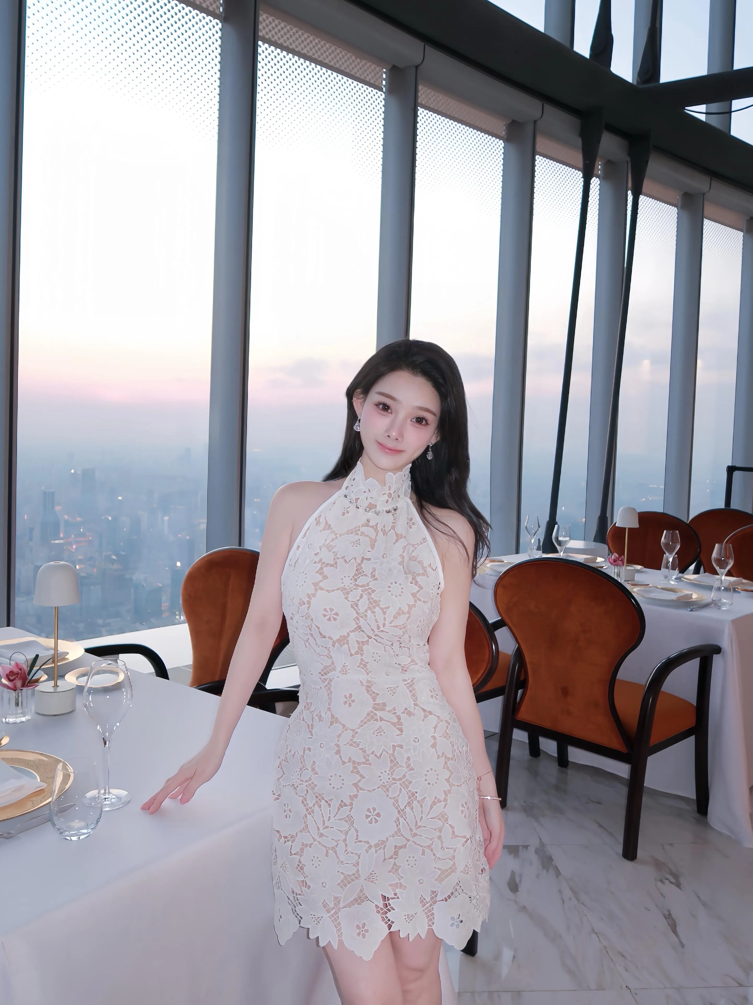 小猪🐷纯欲平模 魔鬼身材全身雪白❄️ Gallery 5