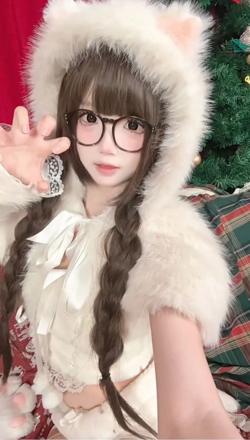 小丸子🍡 18岁粉嫩萝莉 萌妹在普陀 Gallery 2