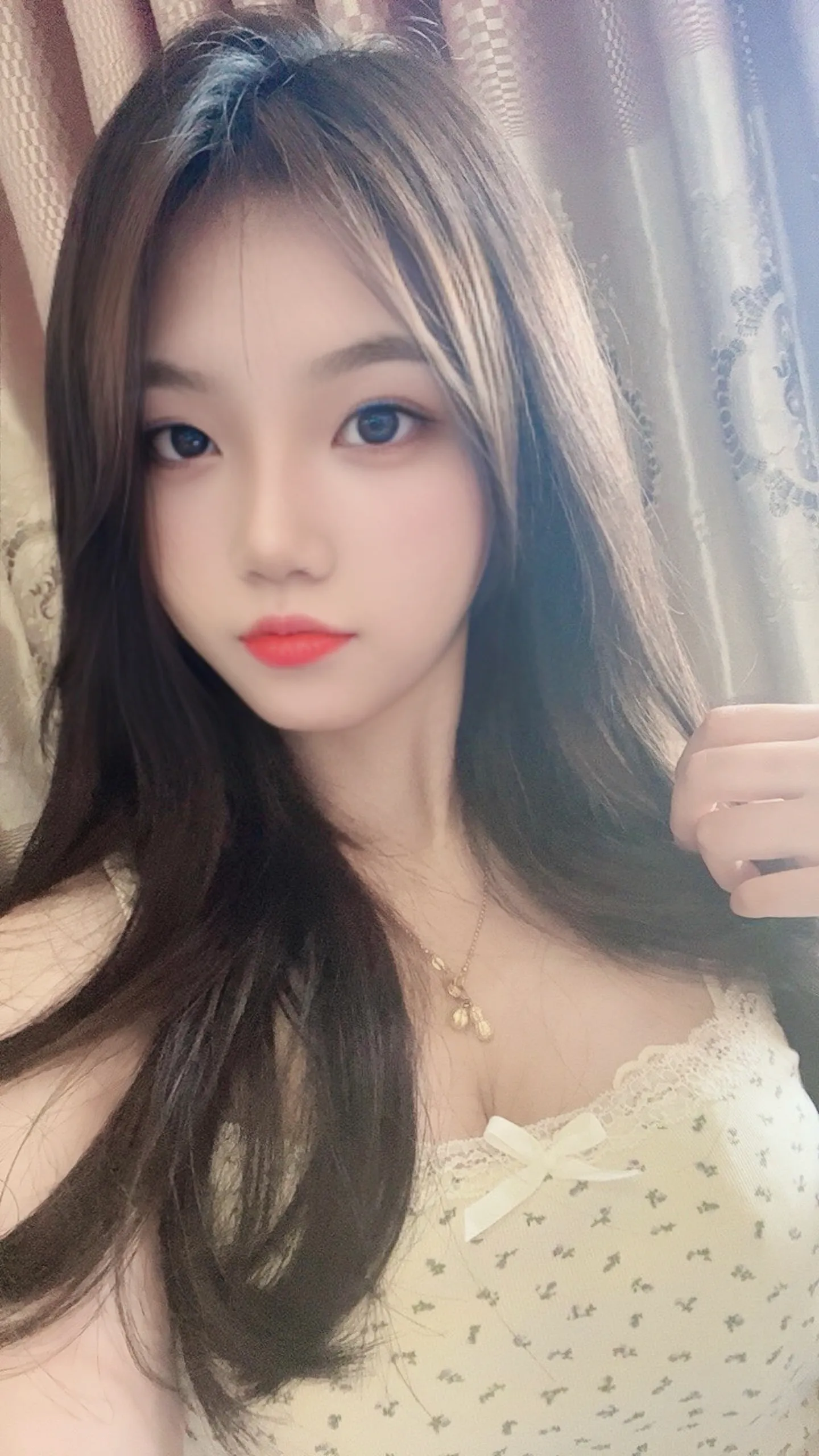 普陀 蒲团 童颜巨乳 Gallery 4