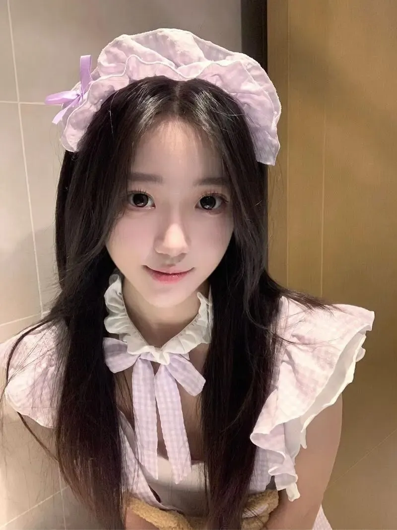 Sh王也🏠普陀区163D 05年童颜巨乳学生妹 Gallery 3