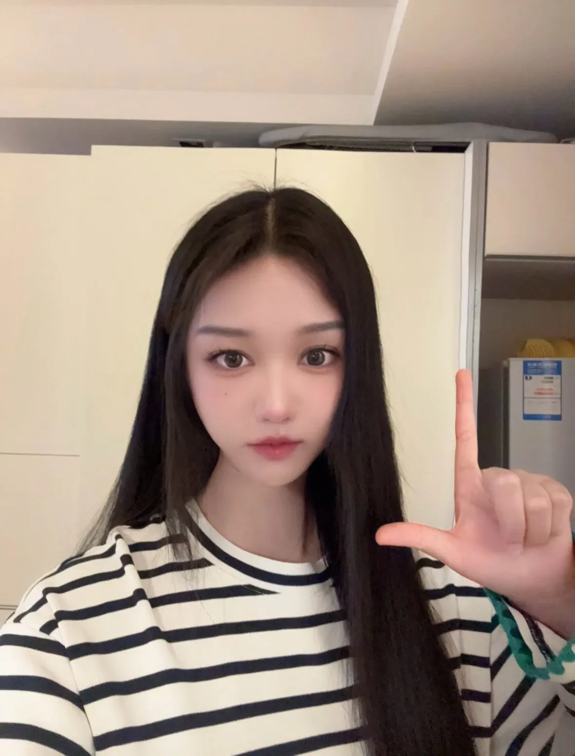 徐汇邢露天然白虎🐯舞蹈生一字马🐎 Gallery 5