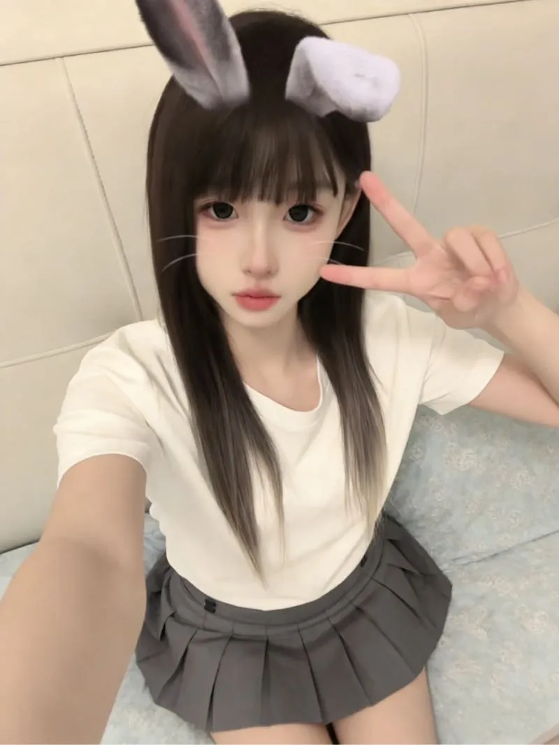 浦东 安琪 18岁小嫩菜