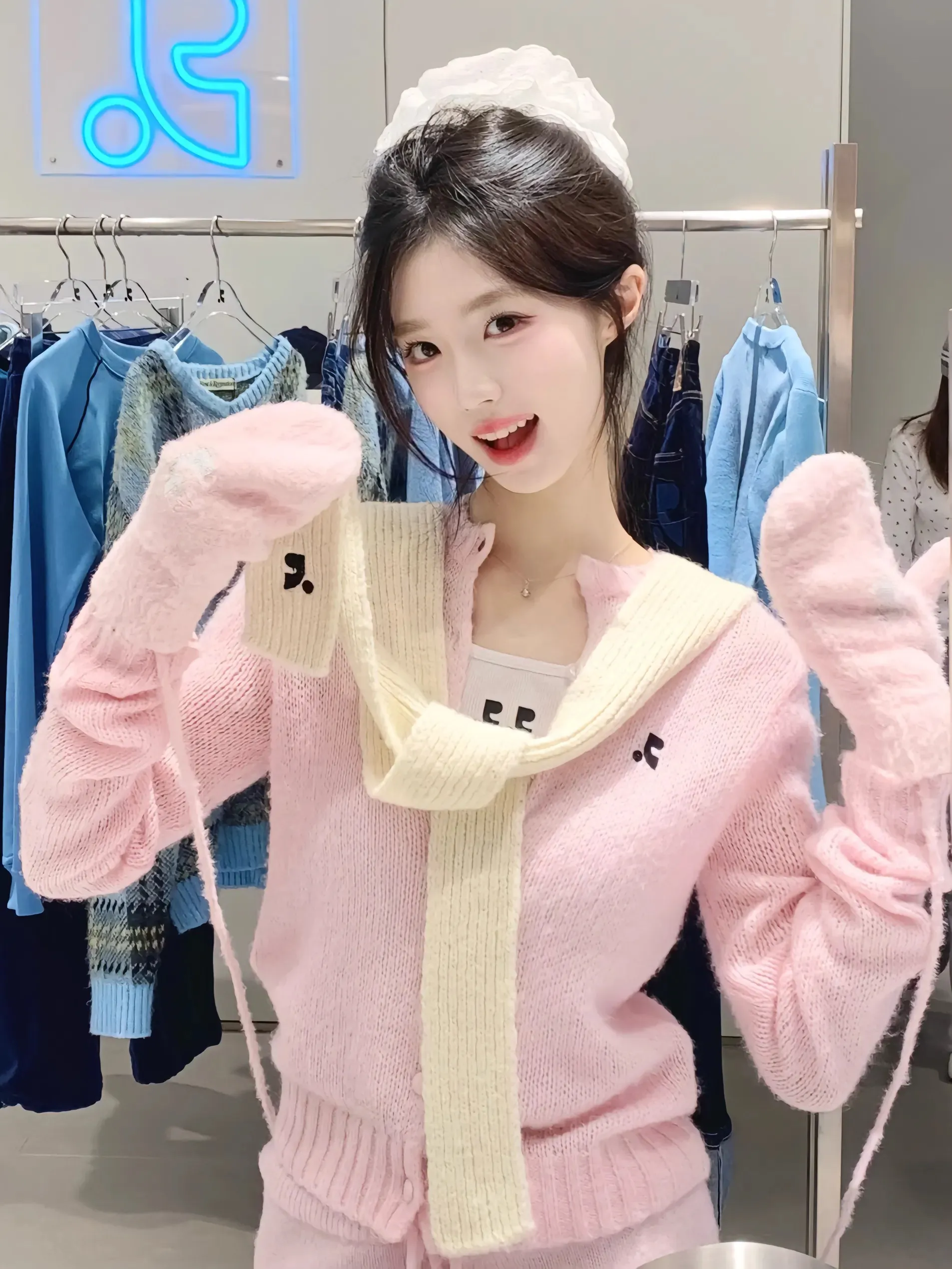 a111🦜抖音百万粉可查网红学生 Gallery 2