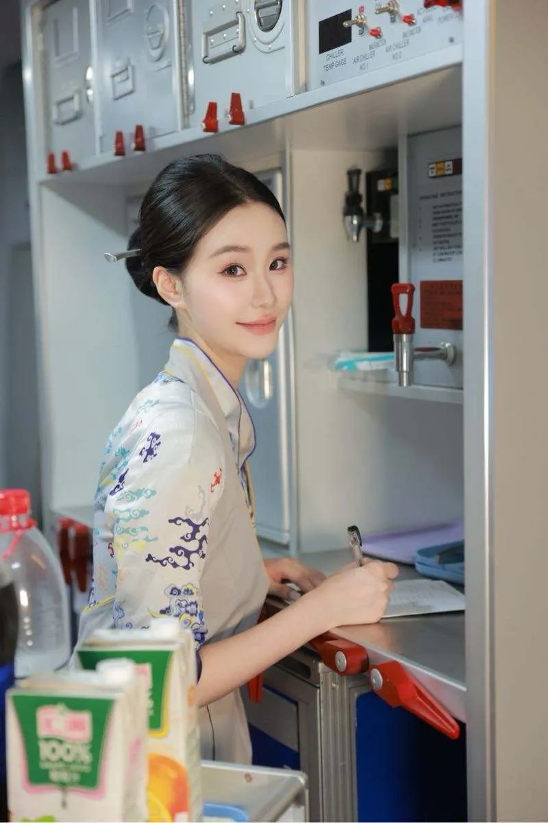 220新人气质优雅海航空姐首开