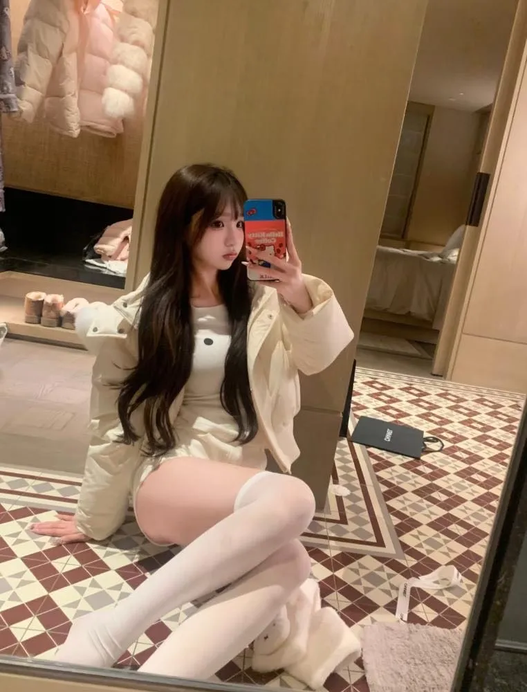 涵涵 软弱萌妹抱起来doidoido i Gallery 3