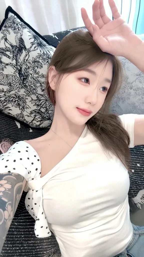 小冶 青春甜美可爱床上小妖精 Gallery 6