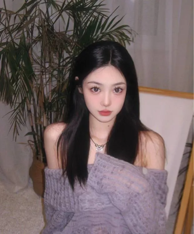 依依 可爱诱人床上小猫咪 Gallery 3