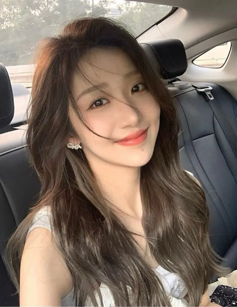 天然白🐯烨宝 性格温柔 声音超甜(看验证看验证) Gallery 3