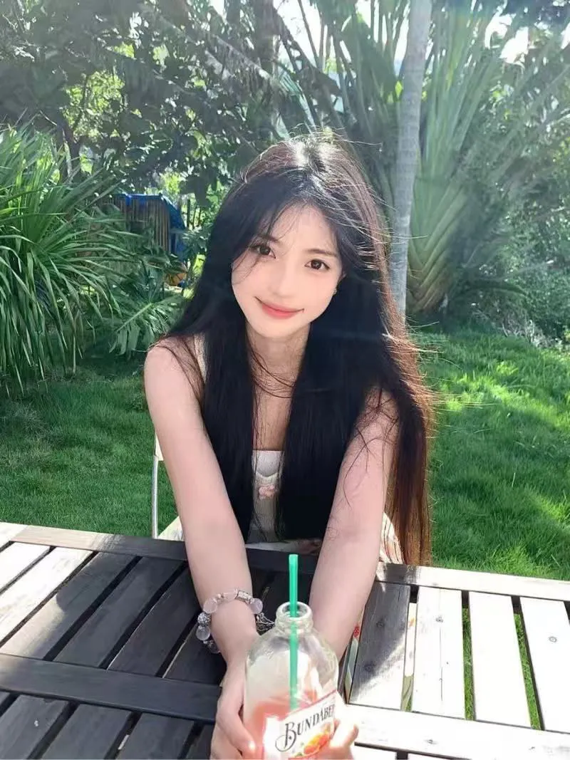 奔驰家糖心 刚下海青春靓丽无敌清纯小仙女 Gallery 1