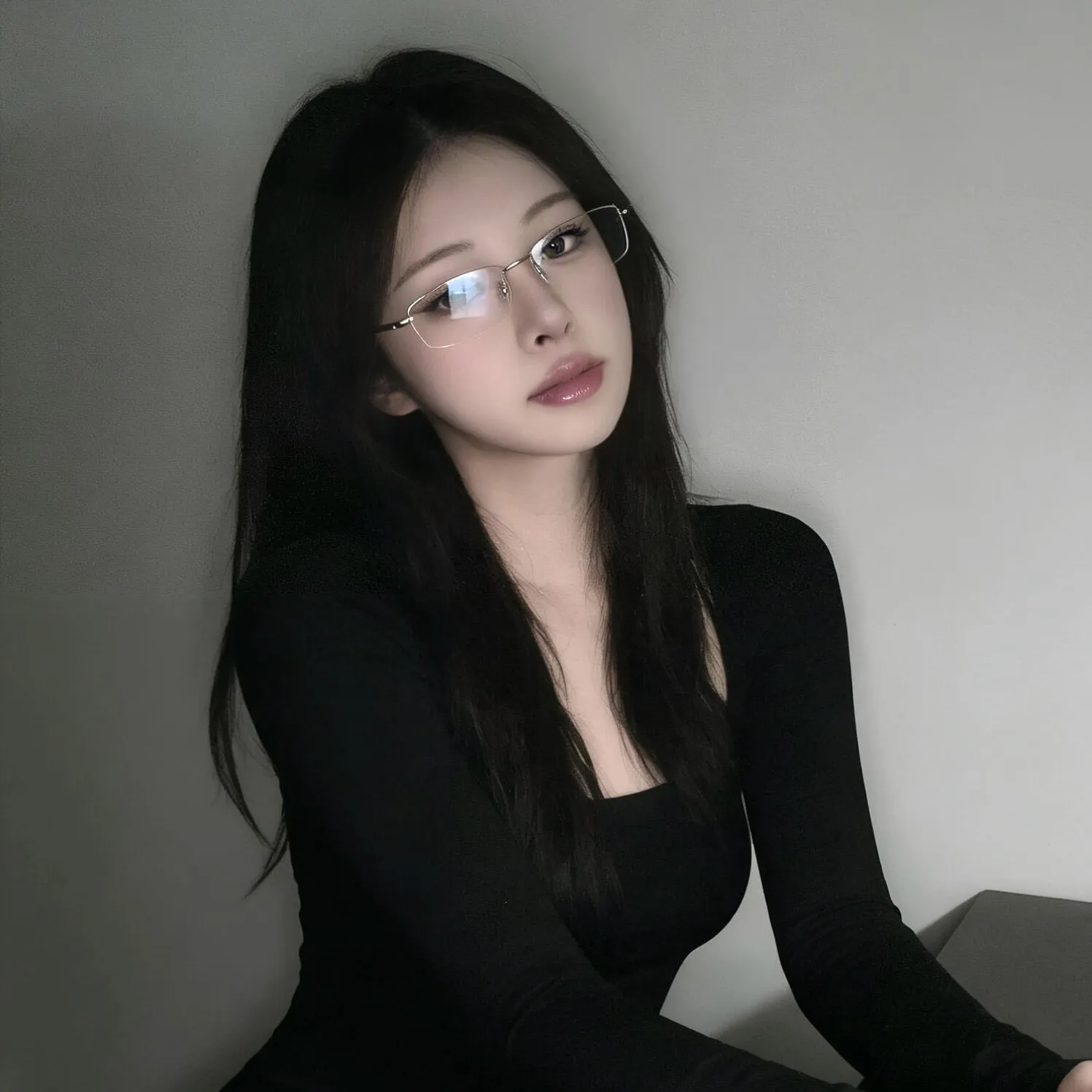 闵行 美宝莲 气质型御姐