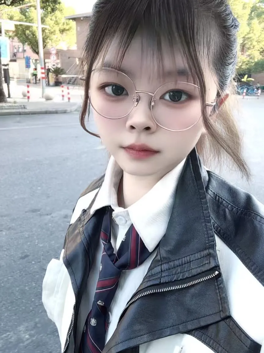 新人下海兼职06 Gallery 2