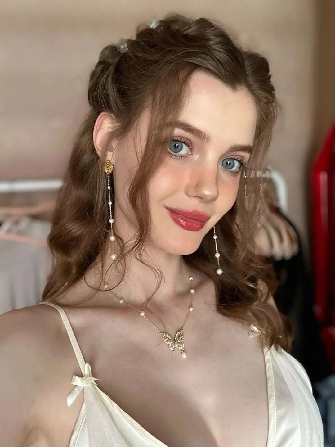 Y4524-芬兰 静安洋酒模特天花板🏠三外五 Gallery 2