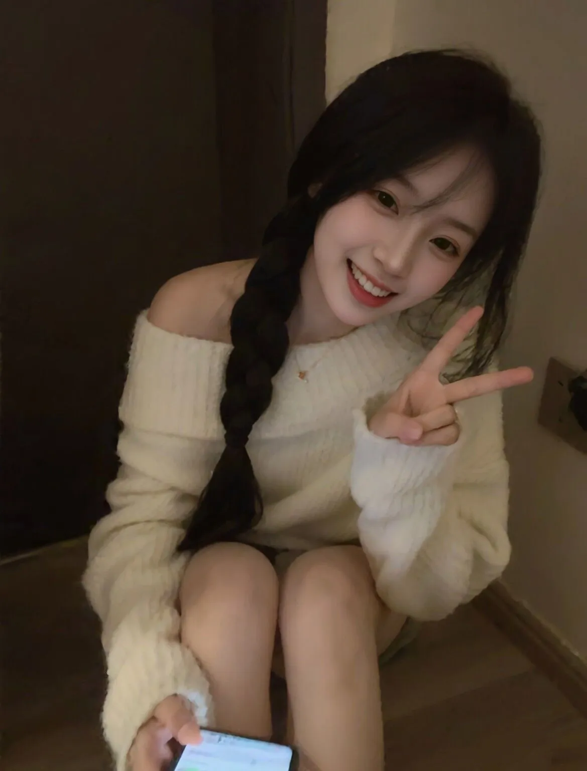 长宁白虎甜心新人下海白小纯 Gallery 4