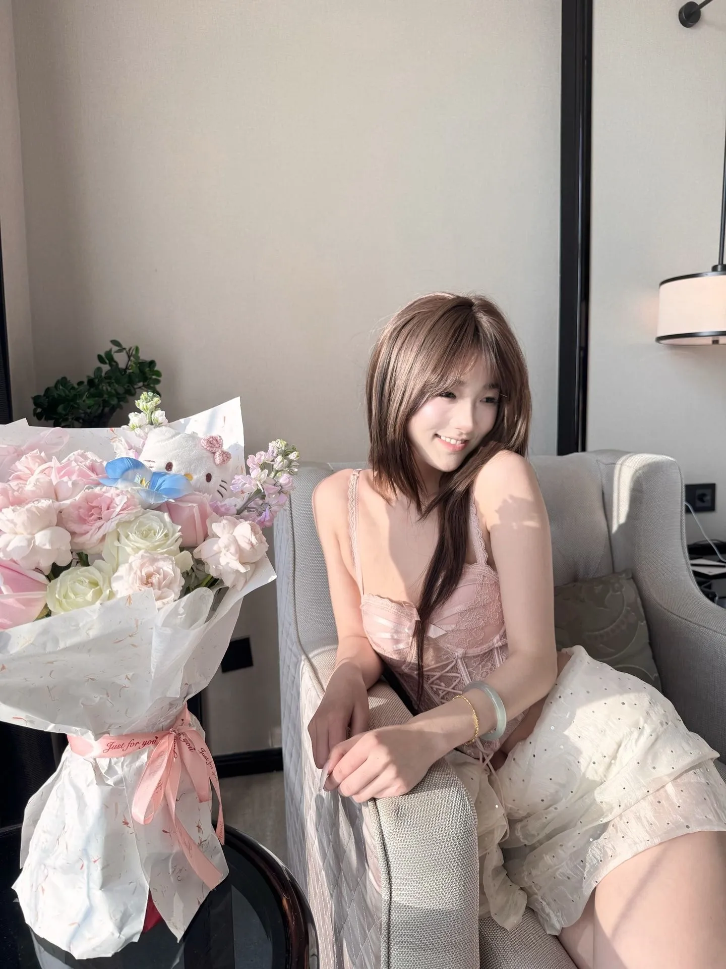 闵行 静香 酥酥麻麻 敏感小妹妹 Gallery 3