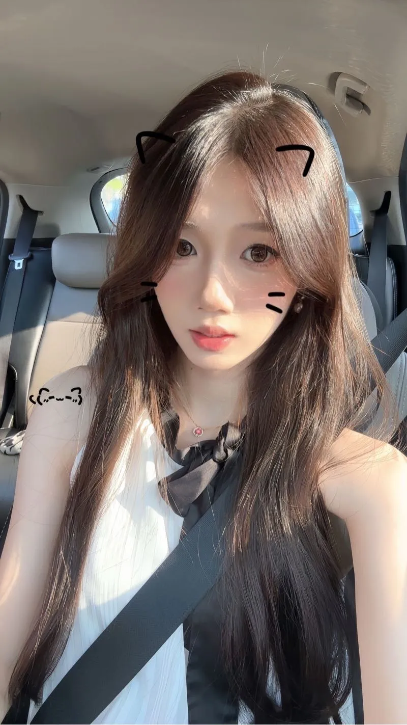 真正真实07嫩妹 咪咪 🈚️纹身粉嫩bb Gallery 2