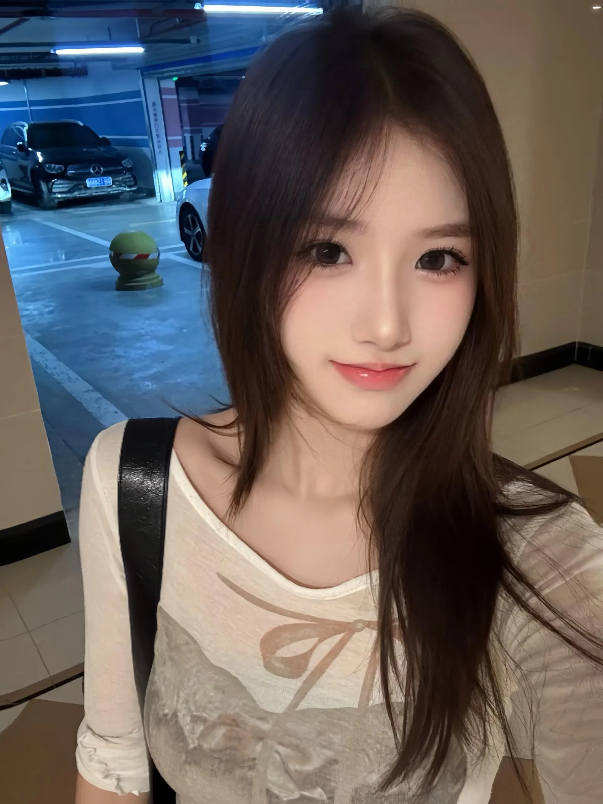 小乔，新人刚下海真人真照乖巧听话 Gallery 6