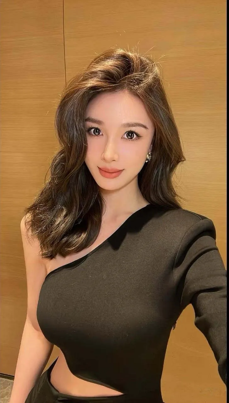 213新人纯天然气质御姐 硬5🦜 Gallery 1