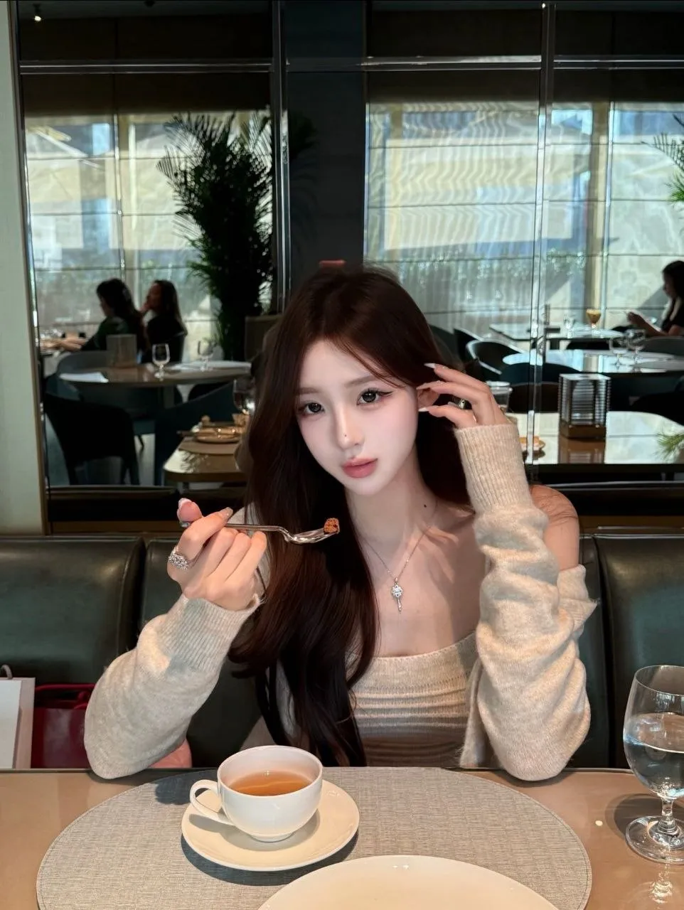 闵行  乔乔 极品🥢腿白小纯 Gallery 3