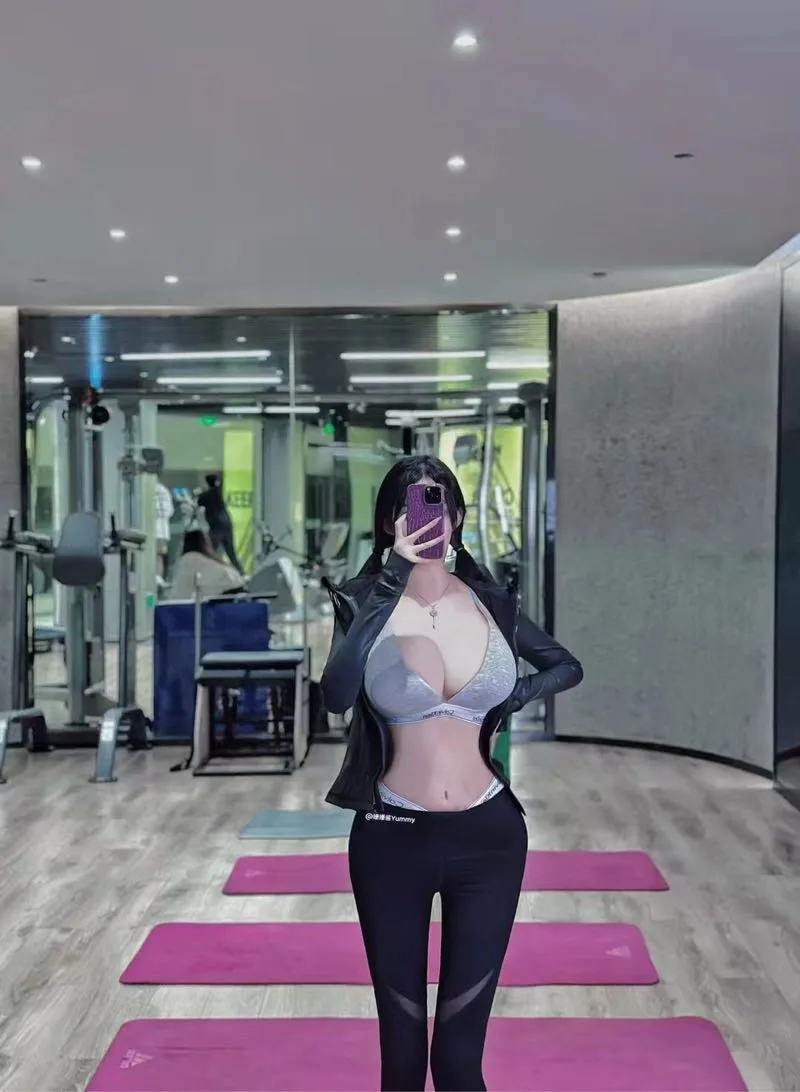 米团子 漫画身材童颜巨乳 🦜 Gallery 2