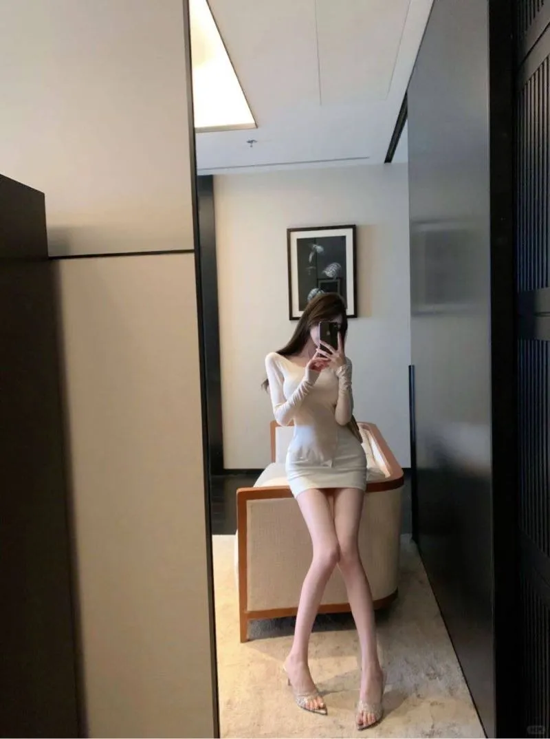 梦中情人书瑶 街拍模特 兼职短开 Gallery 3