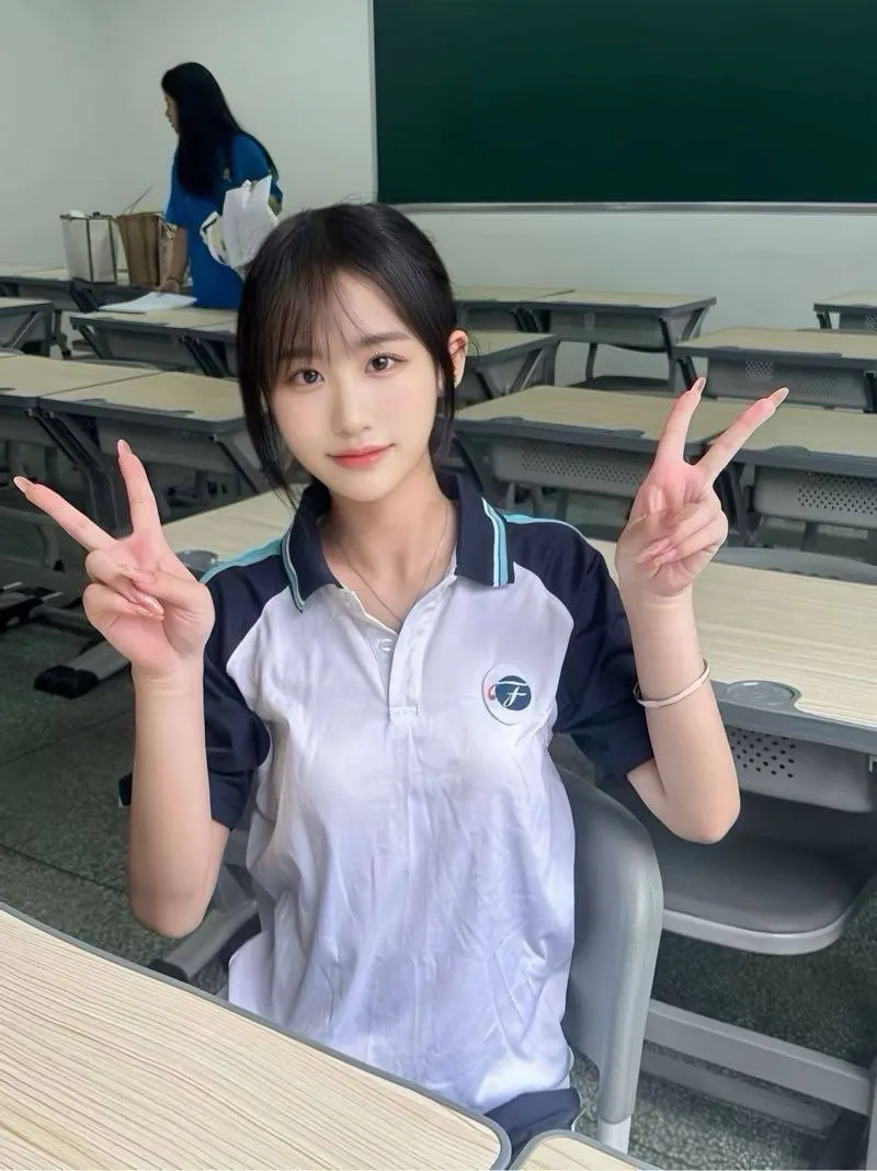 闵行首次下海 念念 Gallery 5