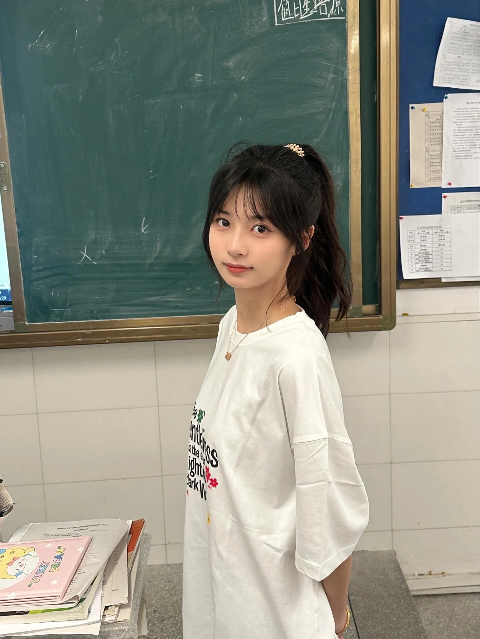 小陈，在校生兼职年纪小上下粉嫩可爱听话 Gallery 4