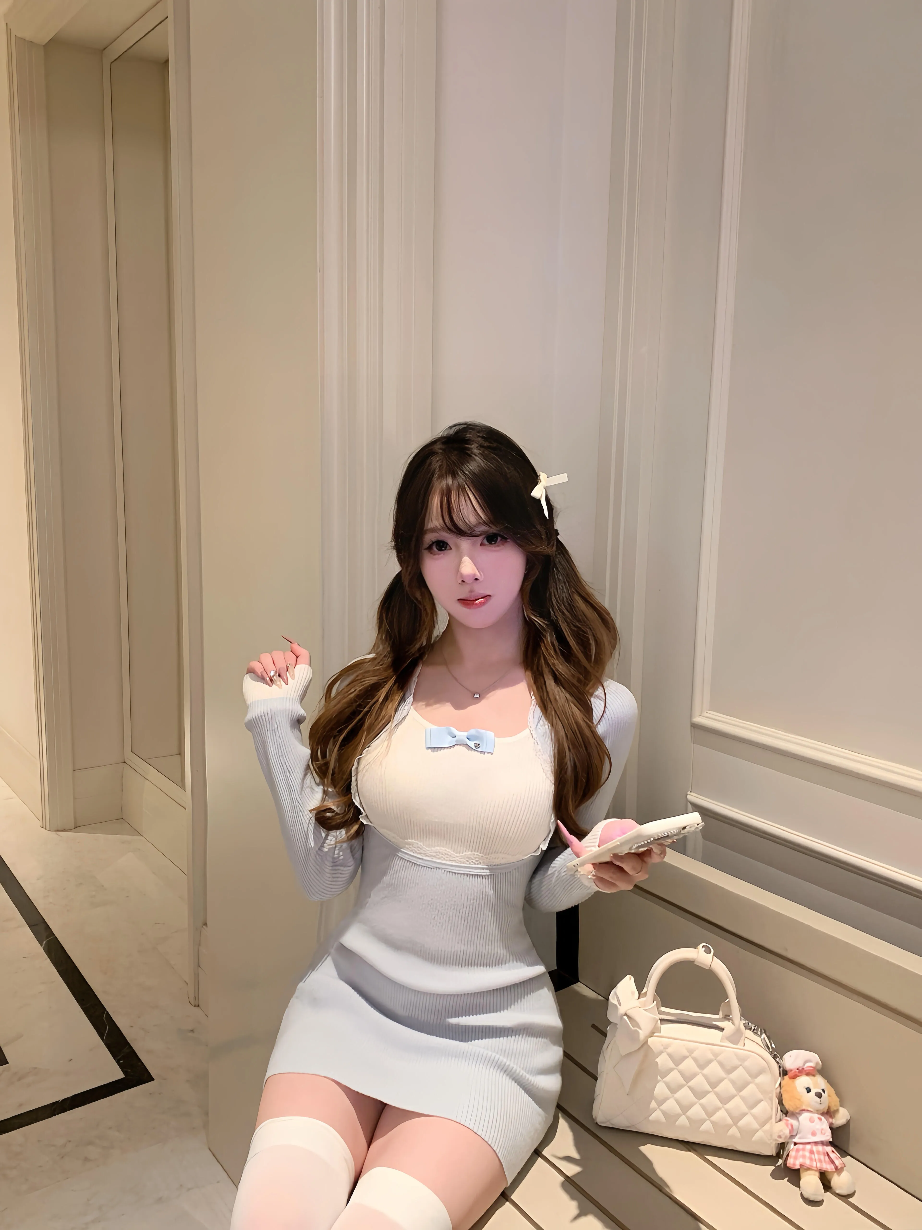 久天🏠 张瑾研 07年年白虎馒头穴 可甜可御 Gallery 3