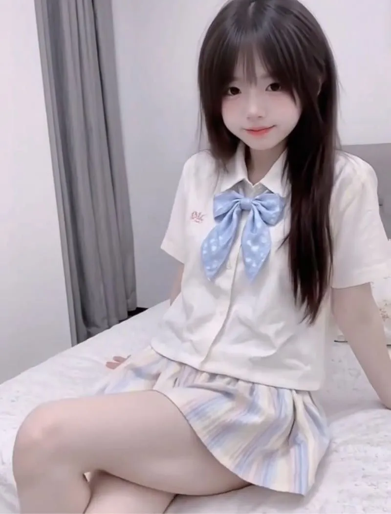 萝莉学生小迪 课外兼职 Gallery 6