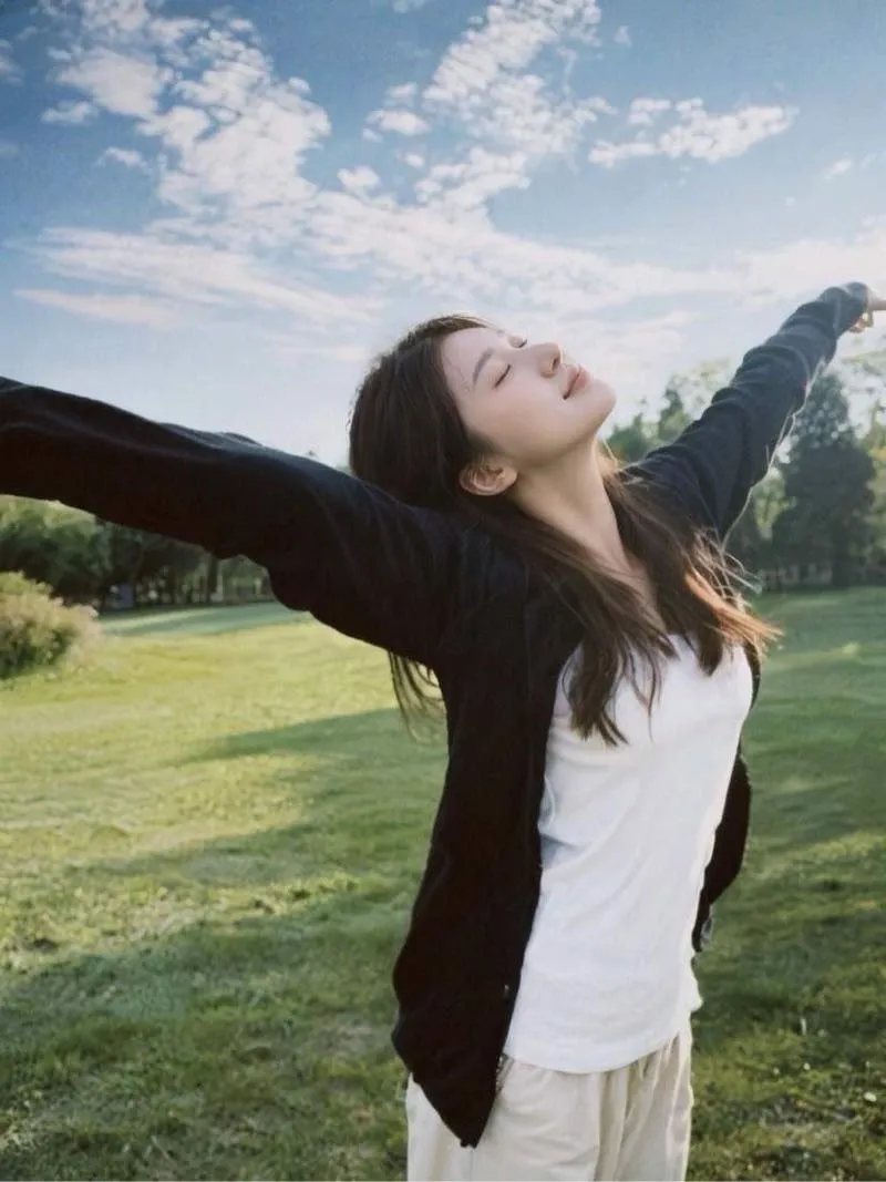 杂志模特合作艺人 四肢纤细𝗦處緊緻 气质体态完美 Gallery 3