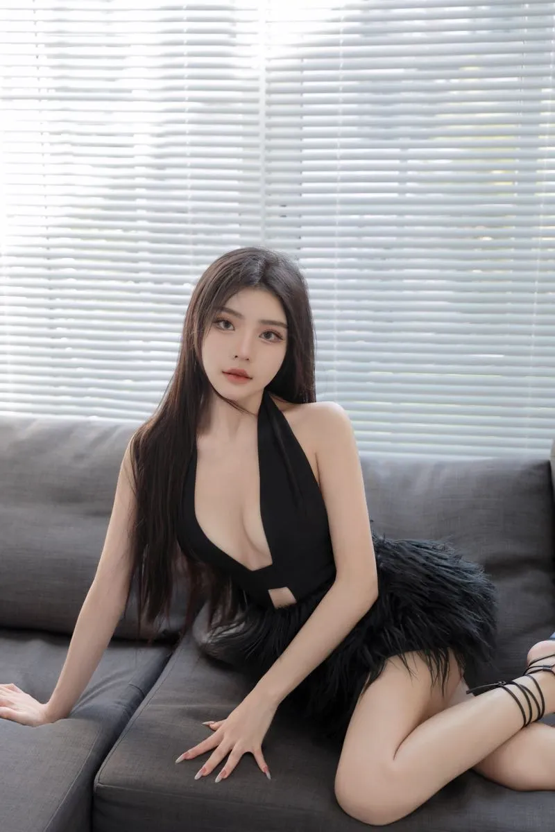 026新人极品纯欲御姐首开 Gallery 4