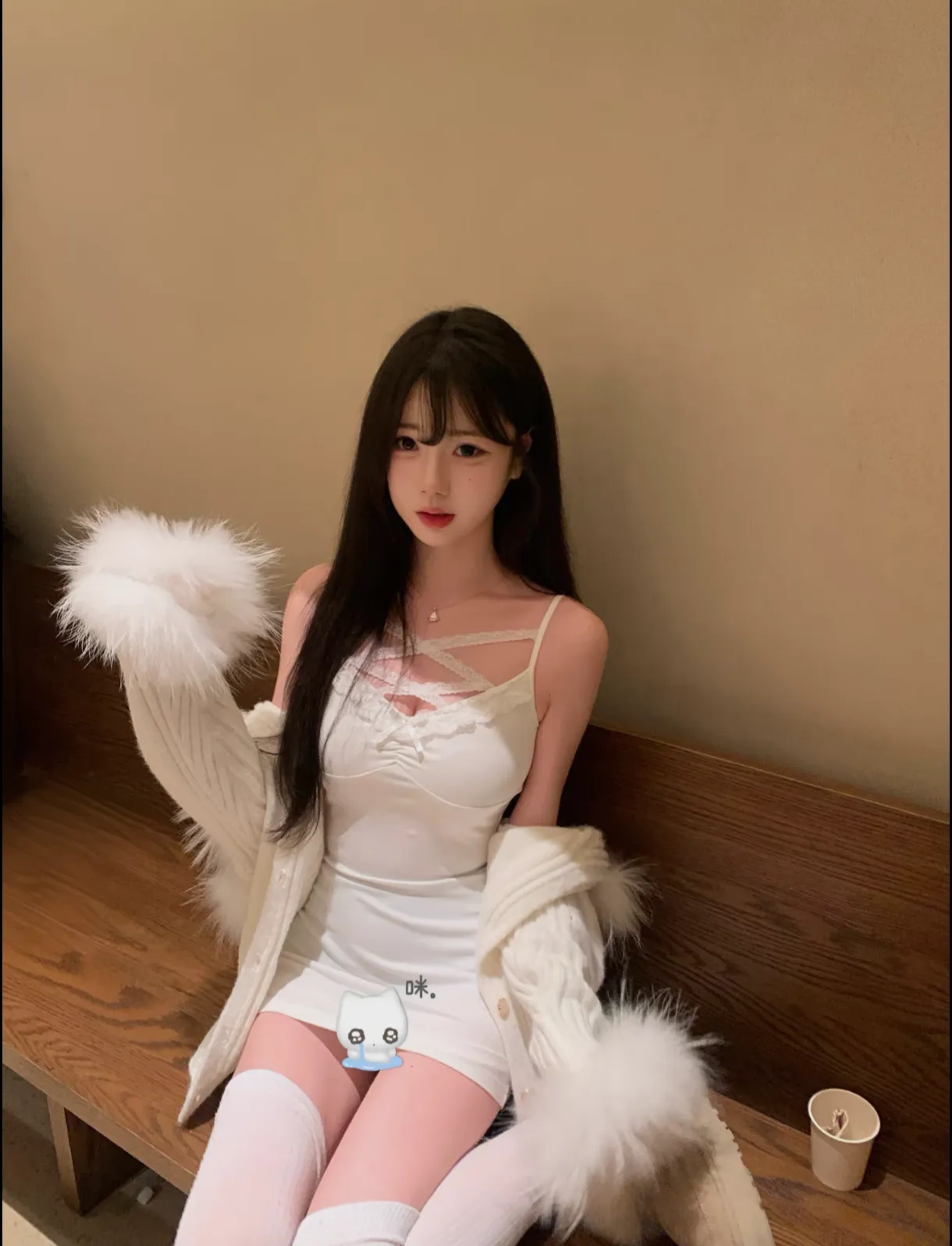 糖糖      辍学小萝莉，初次下海