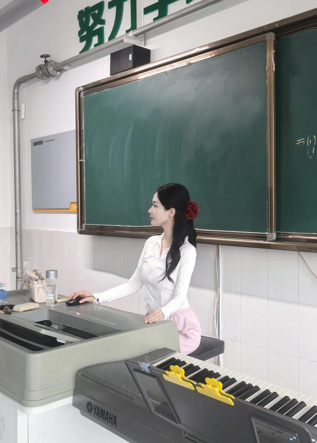 4464-老师 普陀极品纯欲老师🏠三外五 Gallery 5