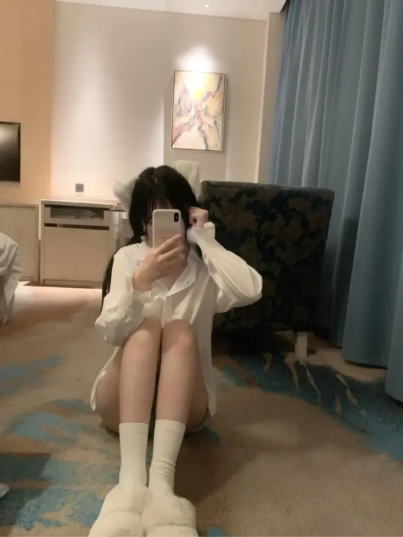 888上海 月月 Gallery 5