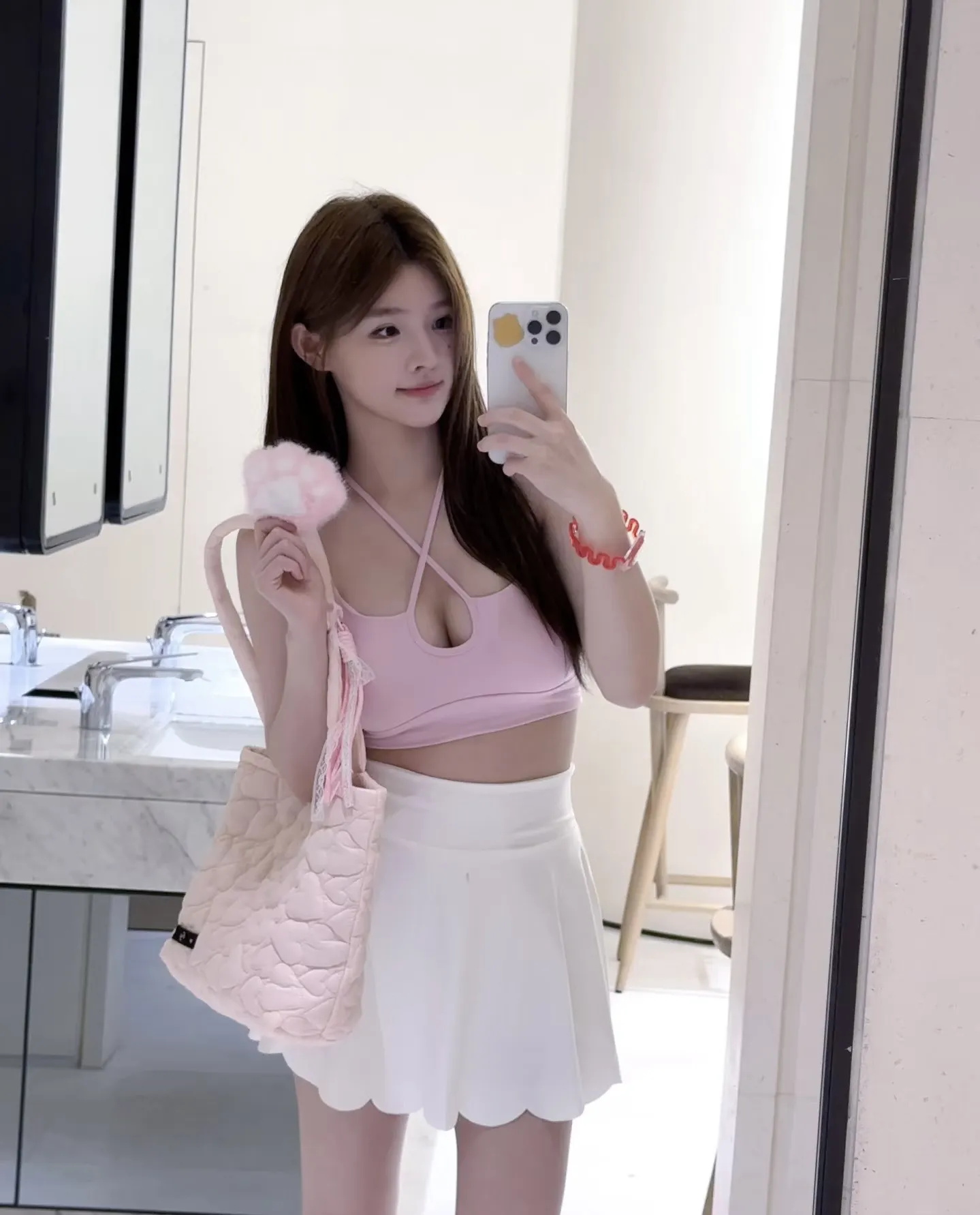 童颜巨乳 白虎大D新人 星星 Gallery 4