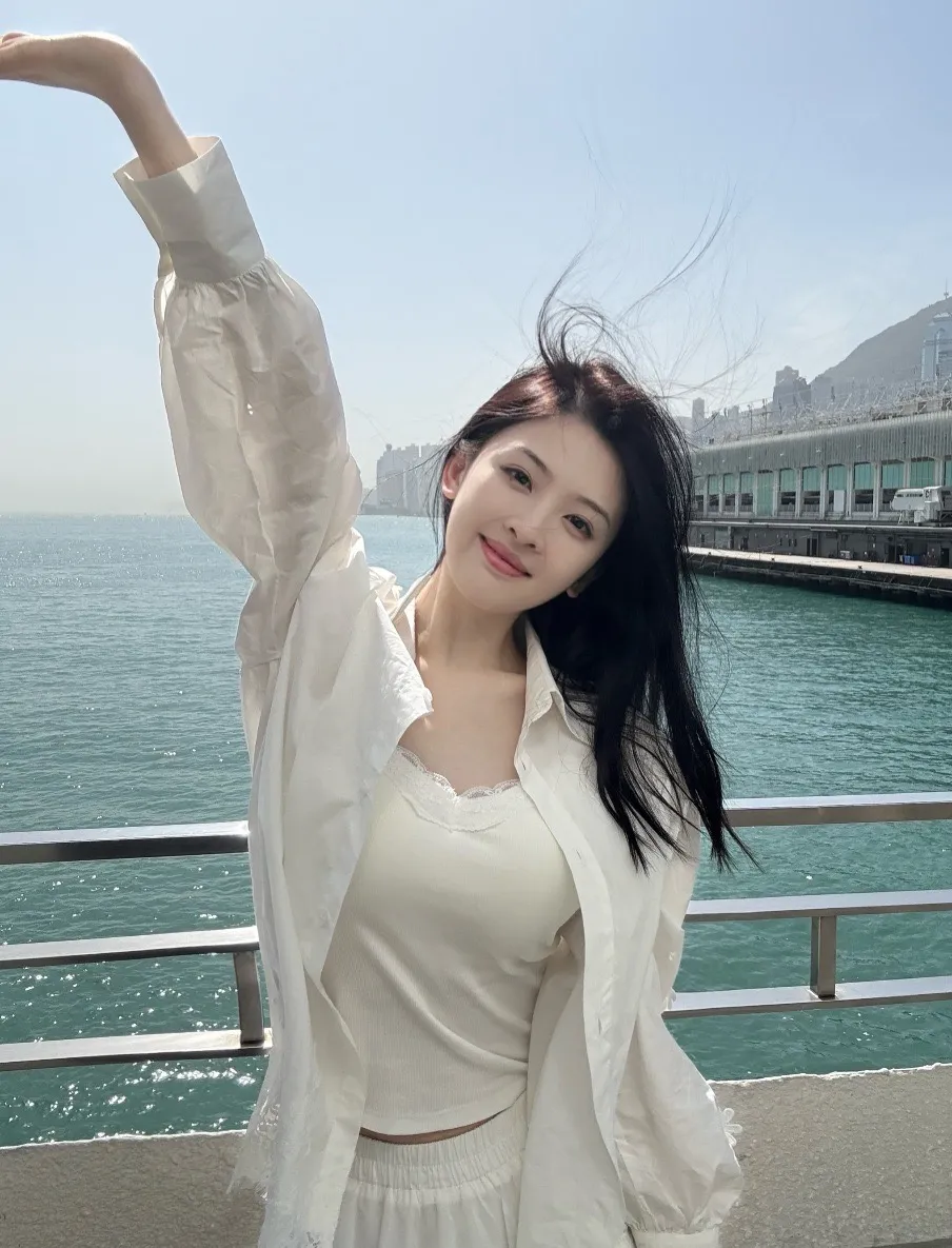 纯欲系章泽天 Gallery 3