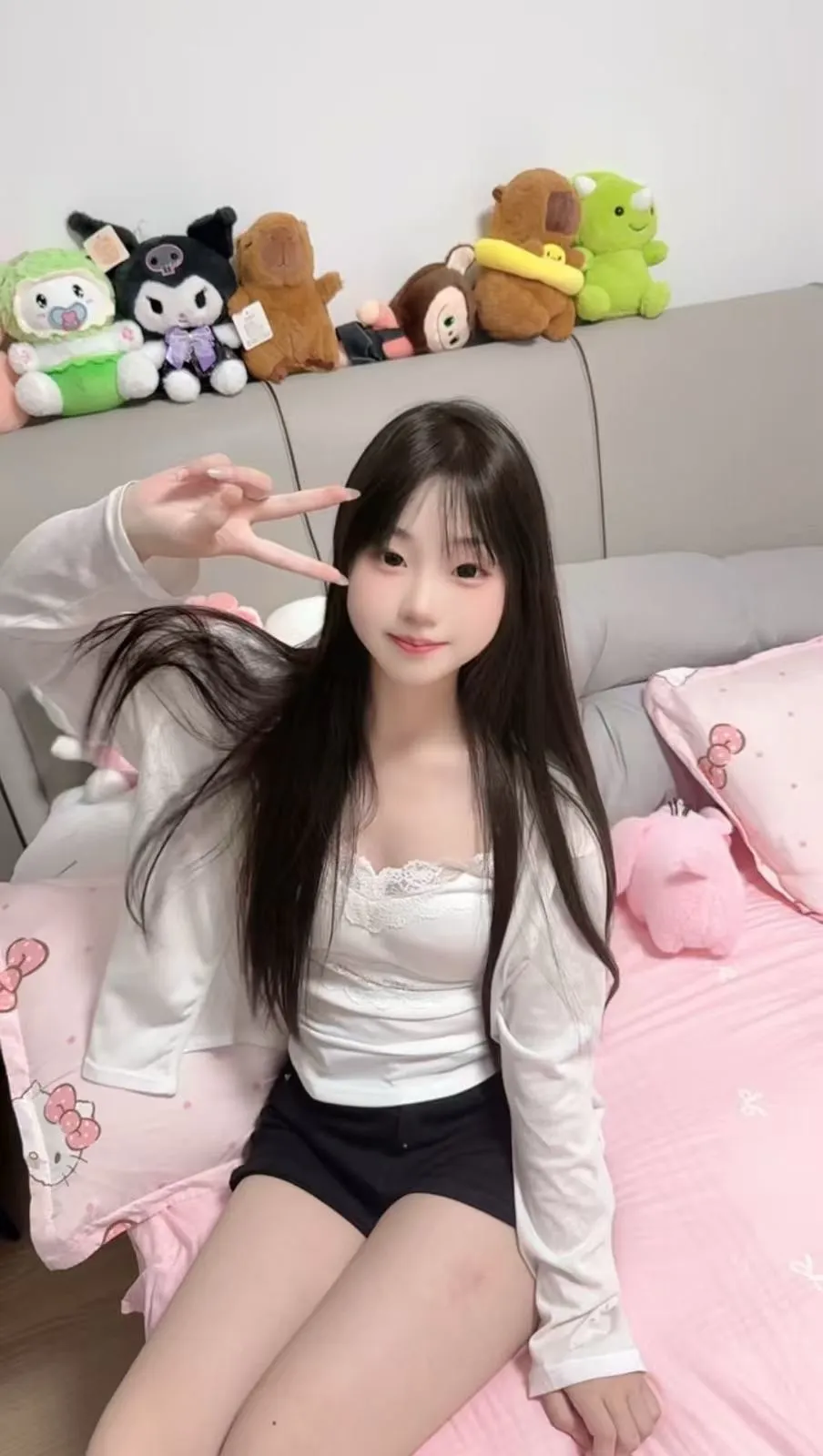 闵行极品新人萝莉可可初下海💄 Gallery 1