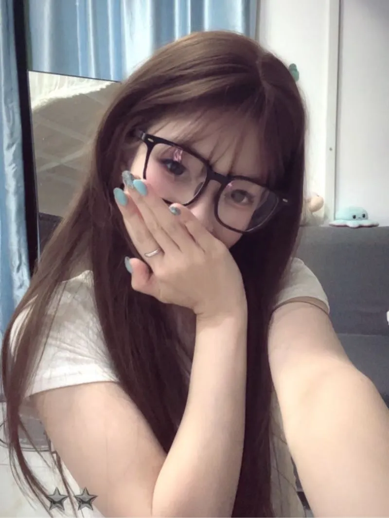 浦东乐宝 三点粉嫩 可萝可纯极品白小纯 Gallery 5