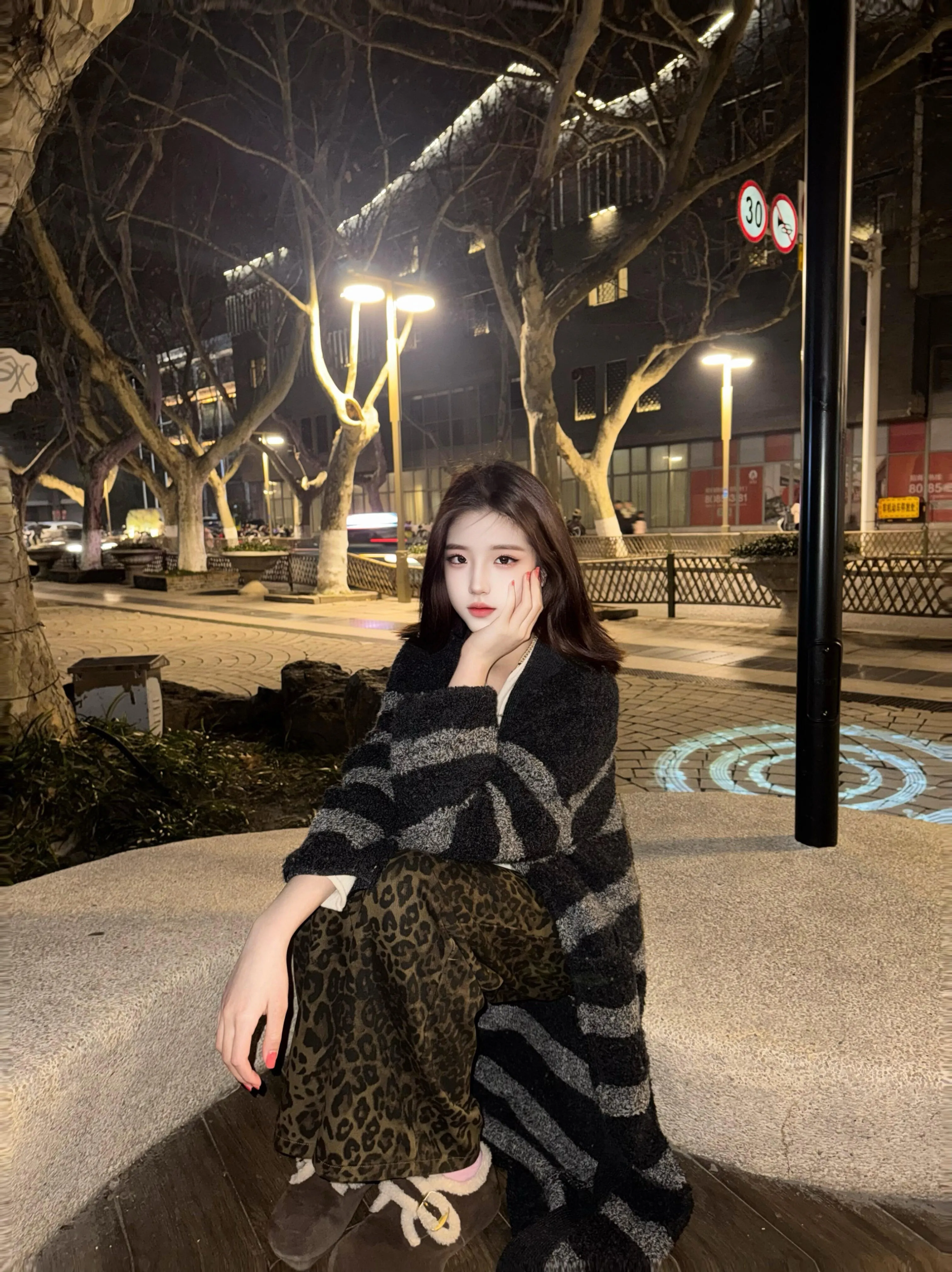 浦东 笨笨 三点粉 马甲线 小萝莉 Gallery 5