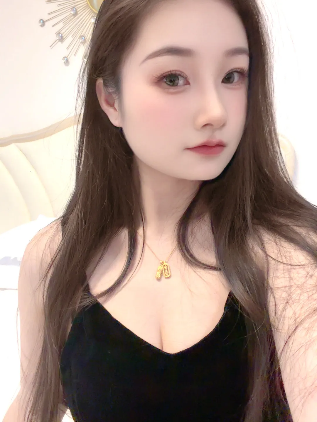 松江万达极品白虎小少妇小金鱼 Gallery 1