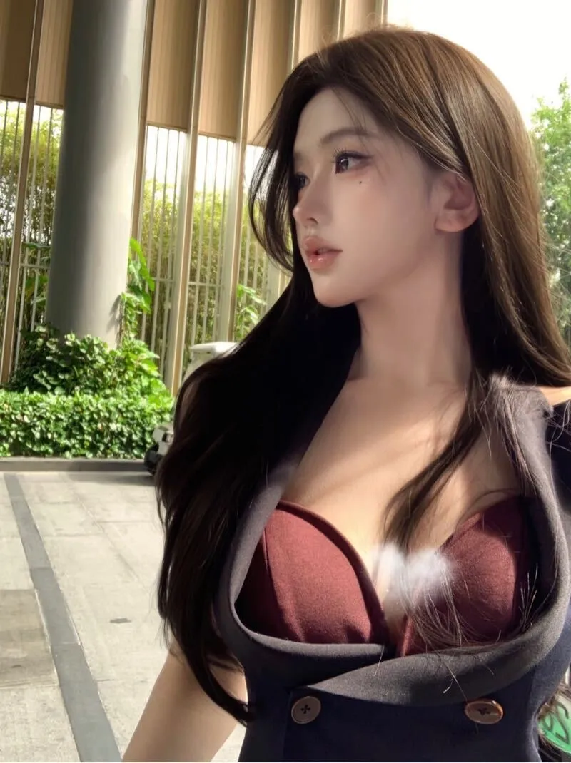 Y1250D-麦麦 黄埔硬五欧美风白皮辣妹 Gallery 3