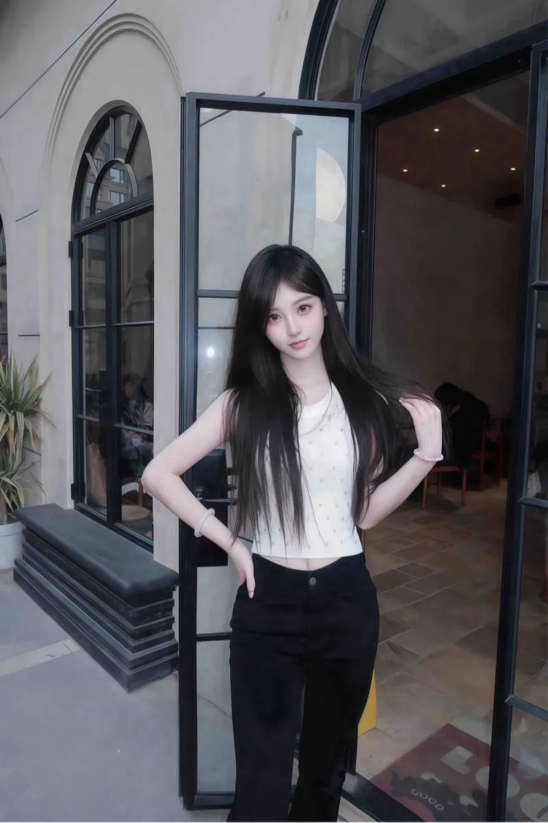 沪上嫩妹 闵行佐佐 白小纯 Gallery 3