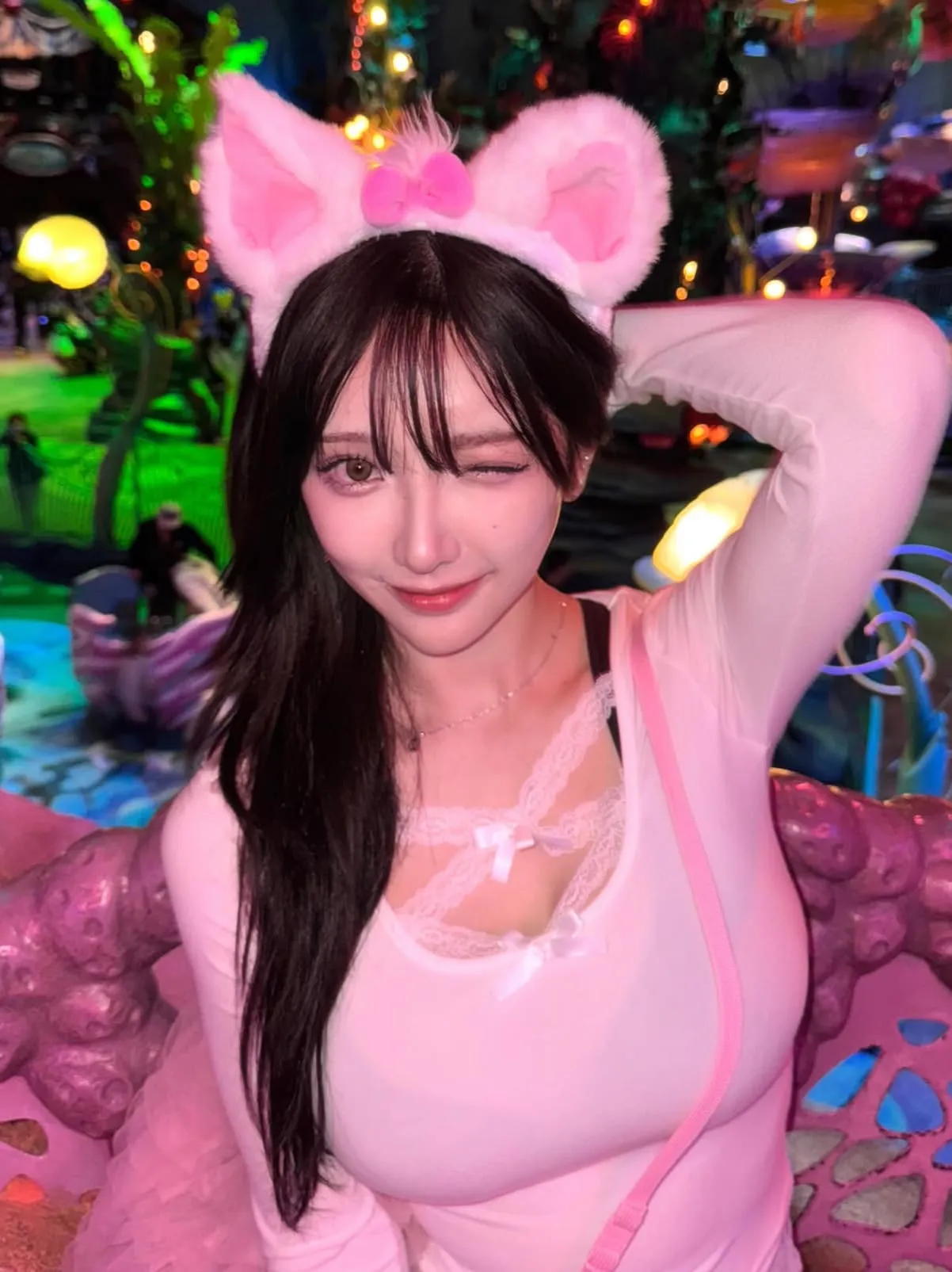 徐汇黄浦伊恩 天然白🐯馒头b一线天 反差天花板 Gallery 2